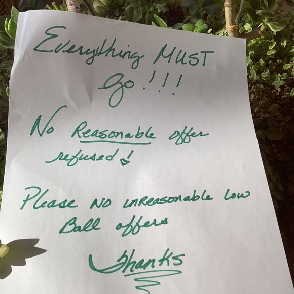 Clothes, accessories - Picture 2 of 2